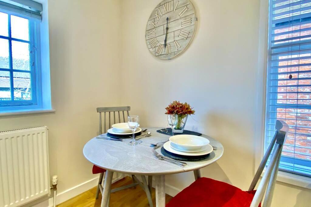 Tilly'S A Perfect Apartment In The Market Town Of Ledbury Bagian luar foto